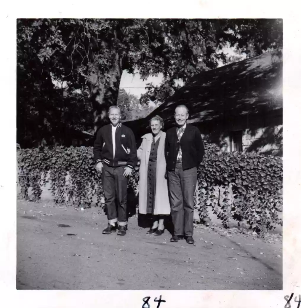 Mr. & Mrs. Bald and son-Long Beach, California (84)